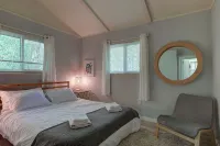 Renovated Modern Chalet - Swim, Hike, Bike, Fish, Ski, Skate, Shop, Dine, Relax!
