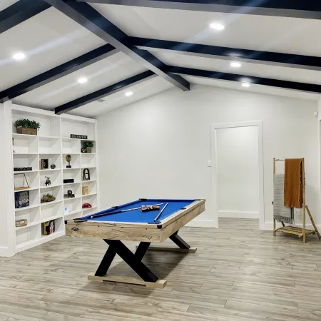 The Olive Retreat - Minutes from SHSU - STATE PARK & MORE
