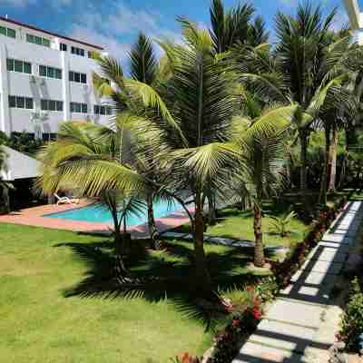 5 minutes Beach apt with Parking, Pool and Jacuzzi. Hotel Exterior