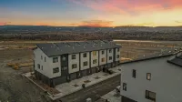 Modern 3Br Townhome with Bikes Sups & Trails