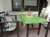 Ferienwohnung Peters – 60m² Apartment with WiFi, Terrace & Nature Setting - Homestays