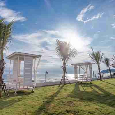 โรงแรมเซนต์โทรเปซ บีช รีสอร์ท Hotel Exterior
