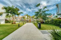 2-Level Retreat + Jacuzzi | Free Airport Transfer