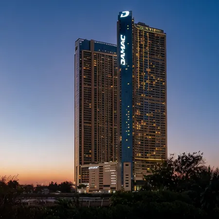 Damac Maison Aykon City Dubai Отели рядом с достопримечательностью «Аль-Сафа»