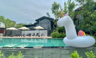 Greenhills Resort Siracha