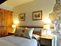 The Castle Arms Inn