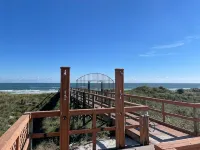 Direct Ocean Front Condo With Heated Pool Located Directly on the Ocean