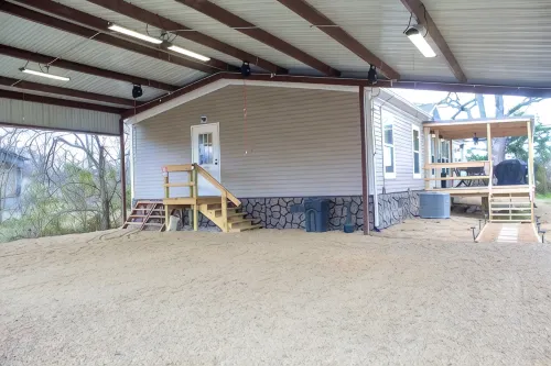 Spacious lake house with 3 bay car port with lights for bass boats! on Lake Fork - 3-Star