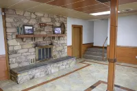 Spacious 5-Bedroom Home on Lake Cumberland!