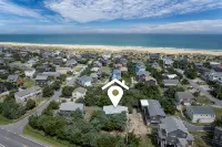 Finlandia: 3BR Avon cottage. Dog-friendly - steps from pristine beach! - 3-Star