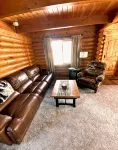 Stay at this super, cozy, country cabin in Caldwell, Idaho off of I84. - 3-Star