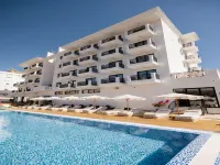 Chimaera Hotel - Beach