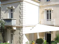 Hôtel du Parc Hotels near The Corum