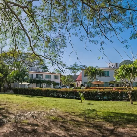 Hotel Parotas Manzanillo