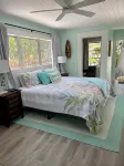 Slice of Paradise: Tropical Studio in Downtown Historical River District - Condos