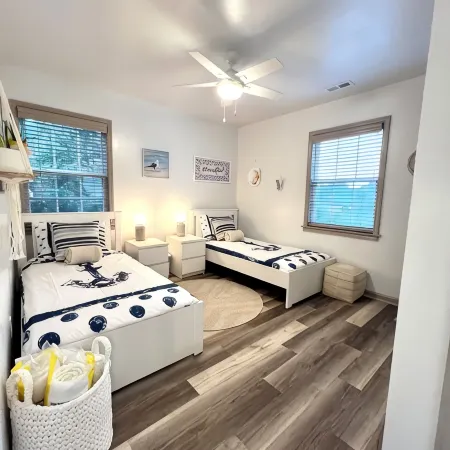 Coast to Coast: 4BR/3BA Outer Banks home on two levels with separate entrances