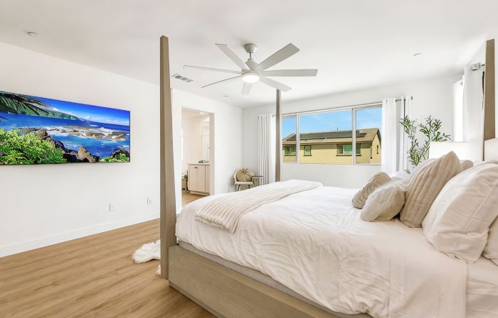 Charming 7-bedroom house Pickleball+Spa+Pool+BBall+13Beds