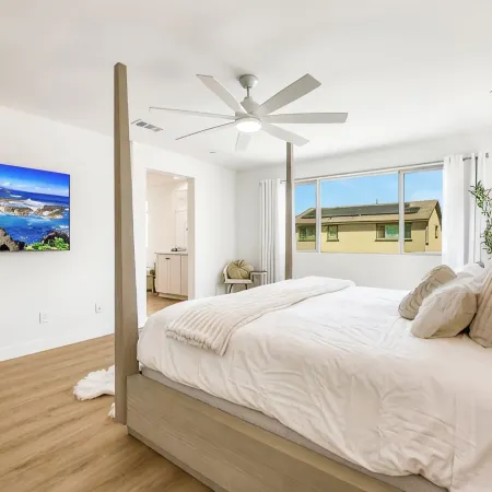 Charming 7-bedroom house Pickleball+Spa+Pool+BBall+13Beds