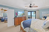 Direct Beach Front/Best View of Gulf Remodeled Pointe Santo E36 Sanibel - 4-Star