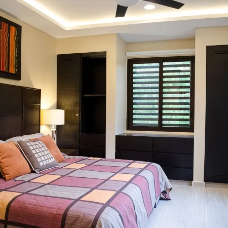 Charming 2-bedroom condo with WiFi, AC in wonderful Puerto Aventuras