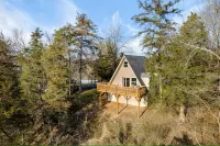 MountainWaters - Mtn, River, Relax! - Hottub, Private Riverfront, Firepit. - Chalets