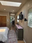 Peaceful retreat in the woods close to town - 3-Star