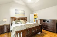 Relaxing 4-Bedroom Cottage on Smith Lake - balcony