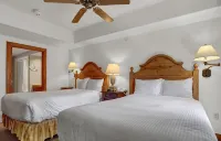 Heart of Vail Village - Free Breakfast, Free Parking, No Resort Fee - Walkable