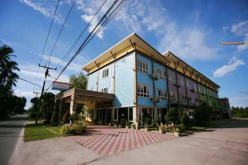 T.W. Sea View Hotel - parcheggio