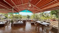Sea Esta Resort & Cafe - parking