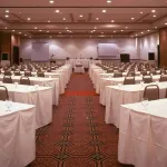 Hotel Deville Curitiba - 3-Star