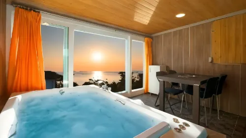 Ganghwa Ana Island Pension - Jacuzzi