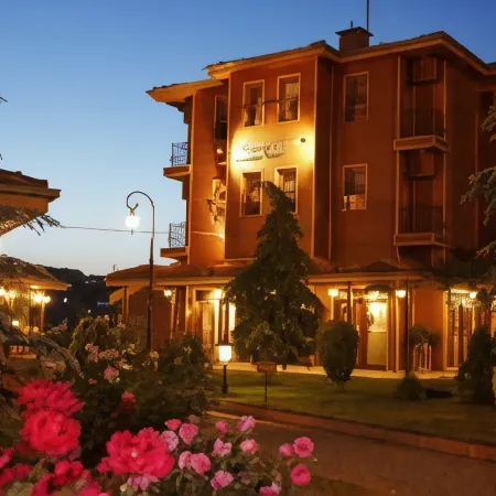 Turquhouse Hotel Отели рядом с достопримечательностью «Холм Пьер Лоти»