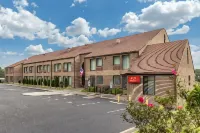 Econo Lodge & Suites Southern Pines - 2-Star