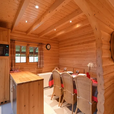 Stavelot Chalet with Garden