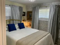Super clean Home, Hot Tub & Walk to Downtown Low FEES A+ Reviews - Boutique