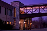 Pinestone Resort & Conference Centre - Kæledyr tilladt