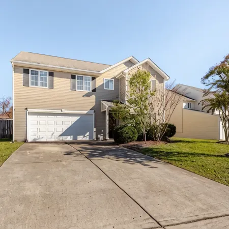 Charming 3-bedroom house in delightful McLeansville with AC, WiFi