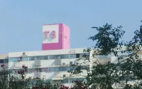T8 Guest House Don Mueang Challenger - Airport Shuttle