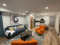 Luxury King Suite—Steps from Mayo Clinic Hospital - Condos