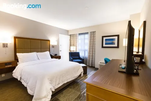 Hampton Inn by Hilton Vancouver-Airport/Richmond - Airport Shuttle