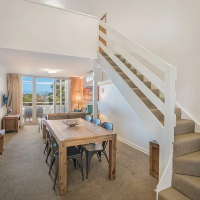 Broadwater Resort Como Hotels near Como