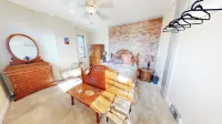 Entire Big Home Close to Events-2 Family Rooms-Kid Friendly-PrivatePatio&Firepit - บังกะโล
