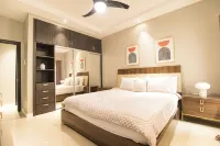 LnD Villa! Lovely gated community, 24 hrs security, amazing view, and pool Hotels in 