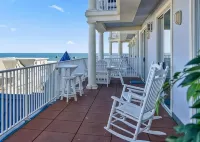 Belmont Towers 409 HUGE BALCONY, Boardwalk, Pool, Gym, Sauna, Ocean & Bay Views! - Jacuzzi