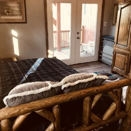 Ultimate Family Vacation Dream in our Cozy Cabin - Perfect for 2-3 Families
