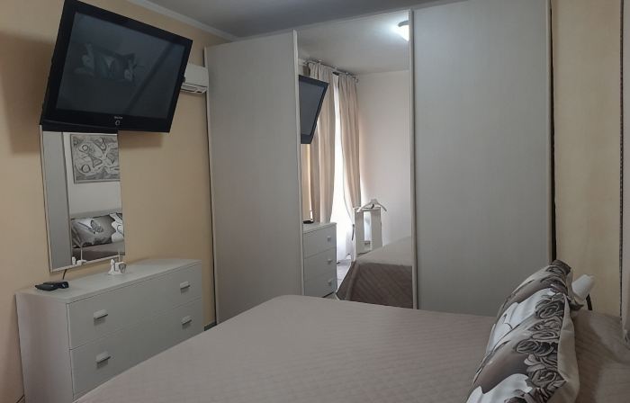 Holiday House 