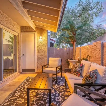 ~Villa Fiore~ 2 King Beds & Swimming Pool!