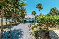Villa Azul at Paradise Point - Homestays