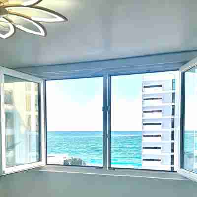 Endless Summer City Suite - Stylish Stay in Prime Location Others